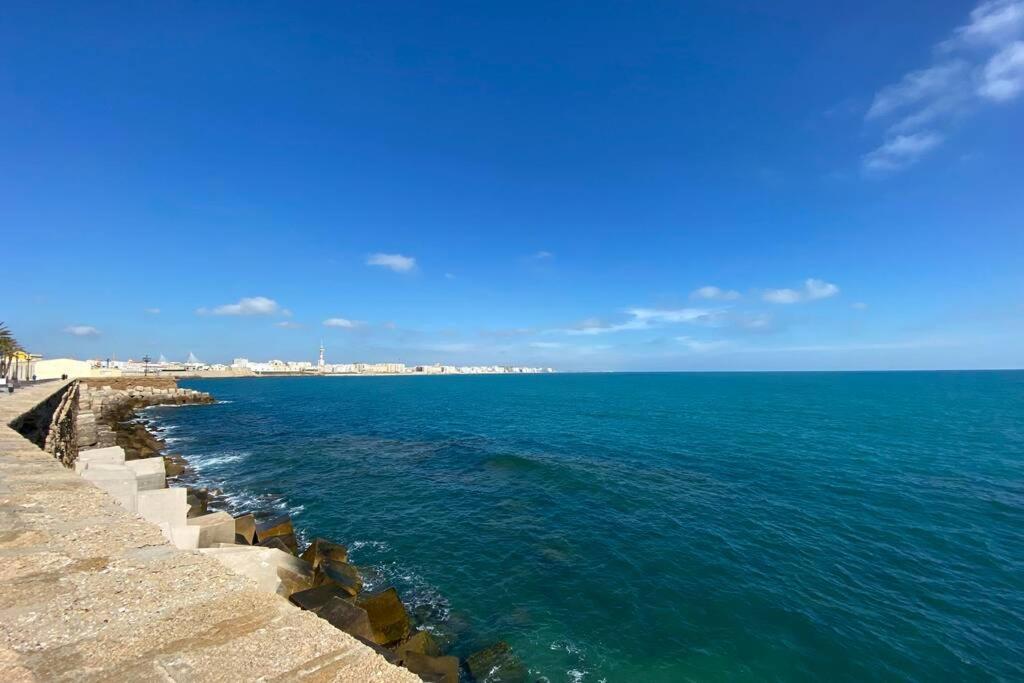 Mirador Playa Caleta Cadiz Centro Grupo Ac Gestion Appartement Buitenkant foto